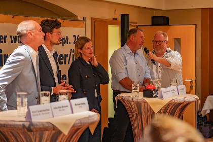 Bild aus Talk um 8 - Podiumdiskussion Kommunalwahl 2026